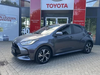 Toyota Yaris 1.5 Hybrid 115 Dynamic BLIND SPOT STOEL/STUUR VERWARMING PARKEER SENSOREN VOOR + ACHTER