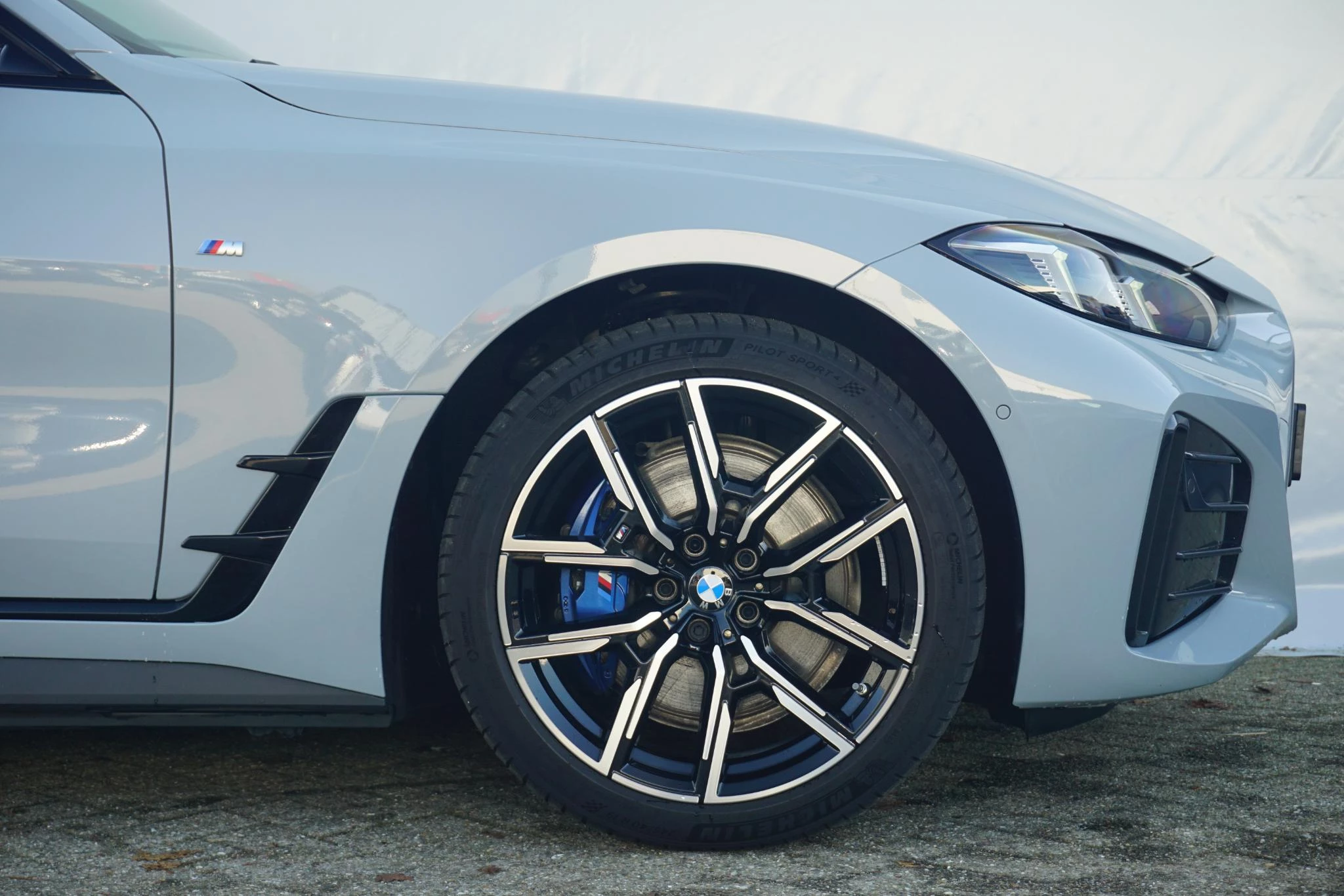 Hoofdafbeelding BMW i4