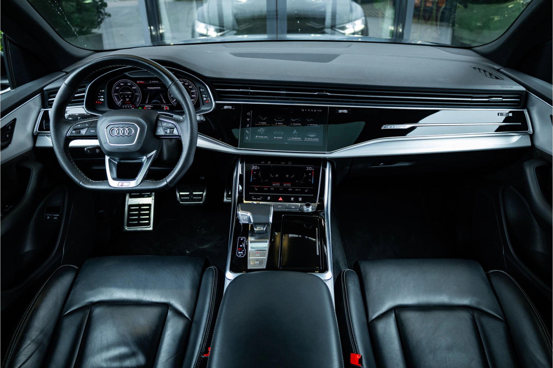 Hoofdafbeelding Audi Q8