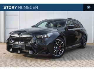 BMW 5 Serie Touring M5 Automaat / M Drive Professional / Panoramadak / Trekhaak / Bowers & Wilkin / M Multifunctionele Stoelen / Parking Assistant Professional