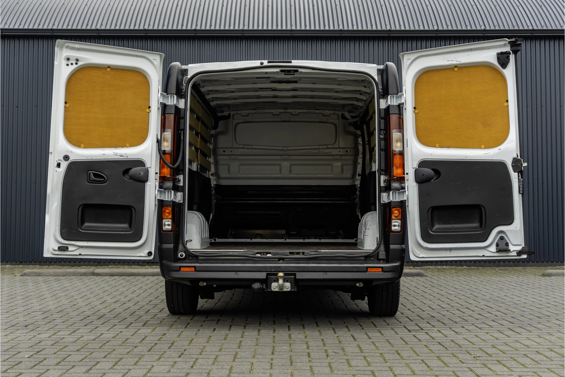 Hoofdafbeelding Nissan Primastar