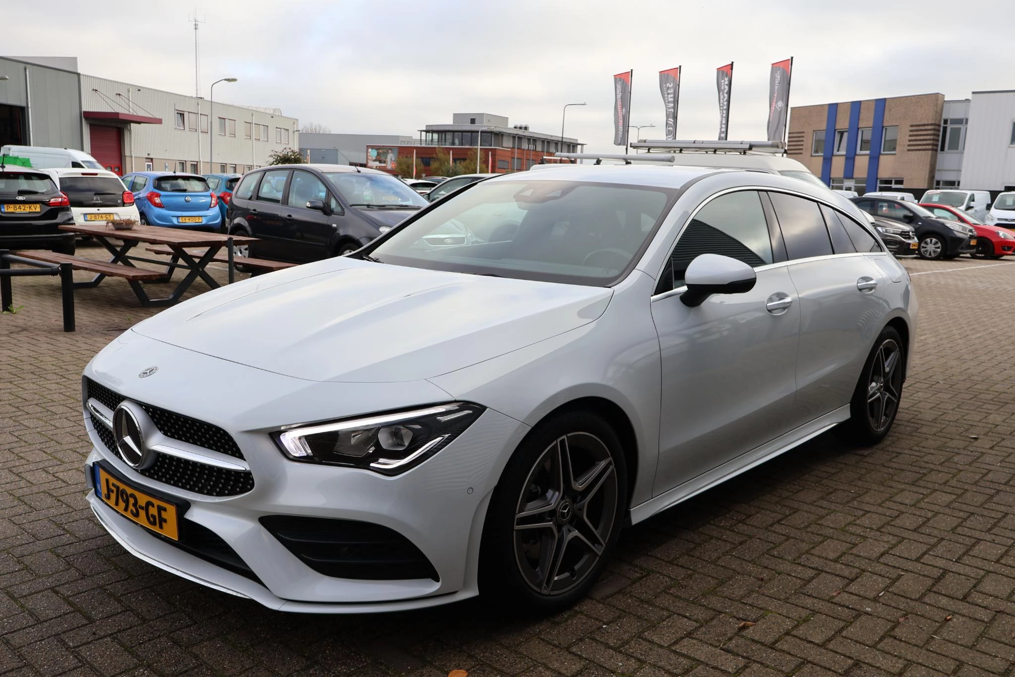 Hoofdafbeelding Mercedes-Benz CLA