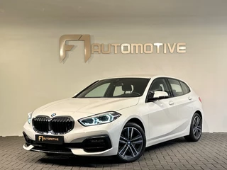 Hoofdafbeelding BMW 1 Serie BMW 1-serie 118i High Executive M Sport Sfeer|CarPlay|NAP