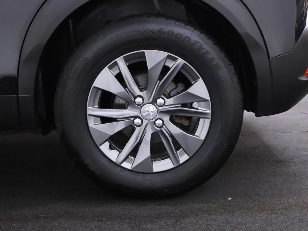 Hoofdafbeelding Peugeot e-2008