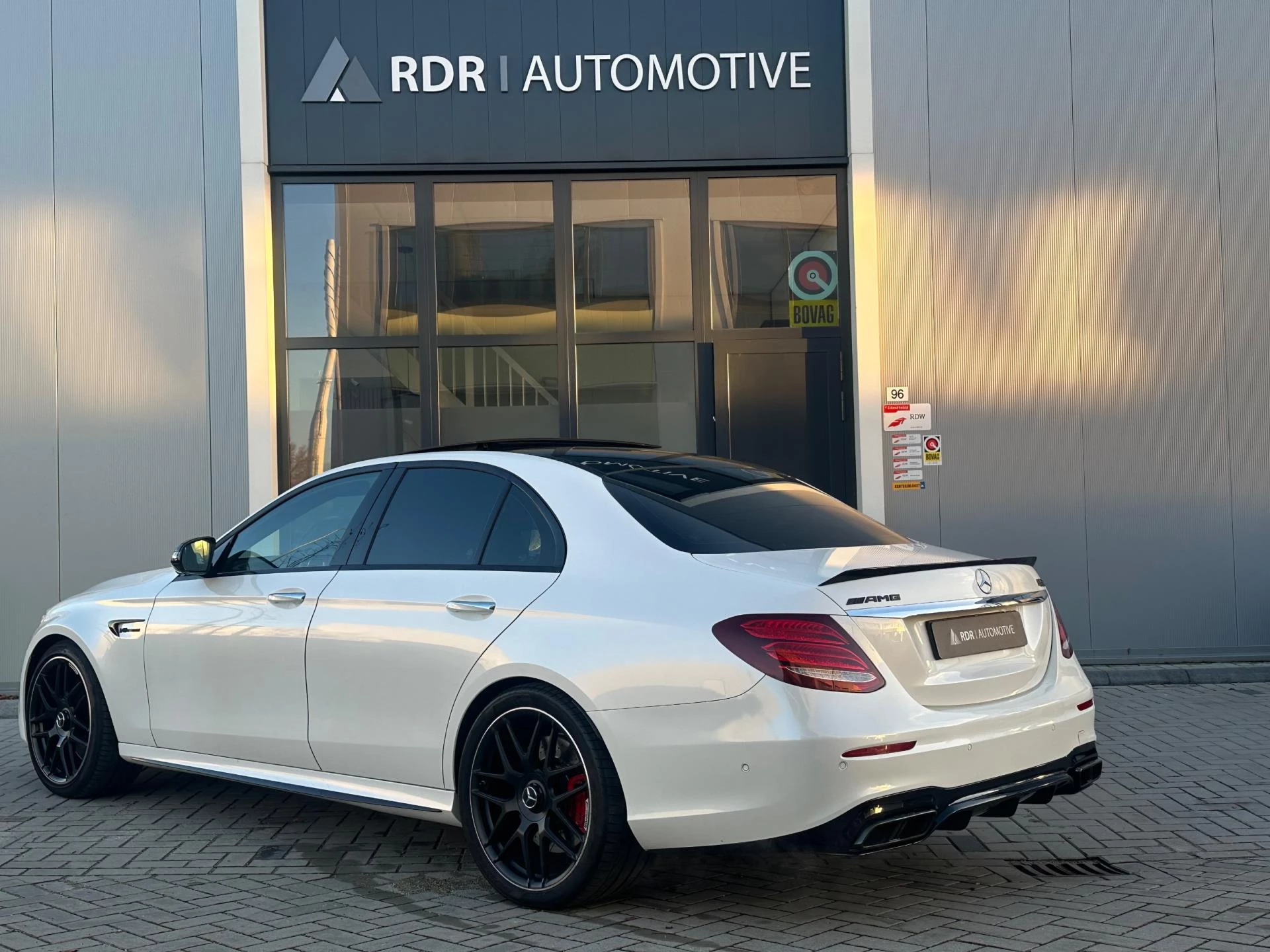 Hoofdafbeelding Mercedes-Benz E-Klasse