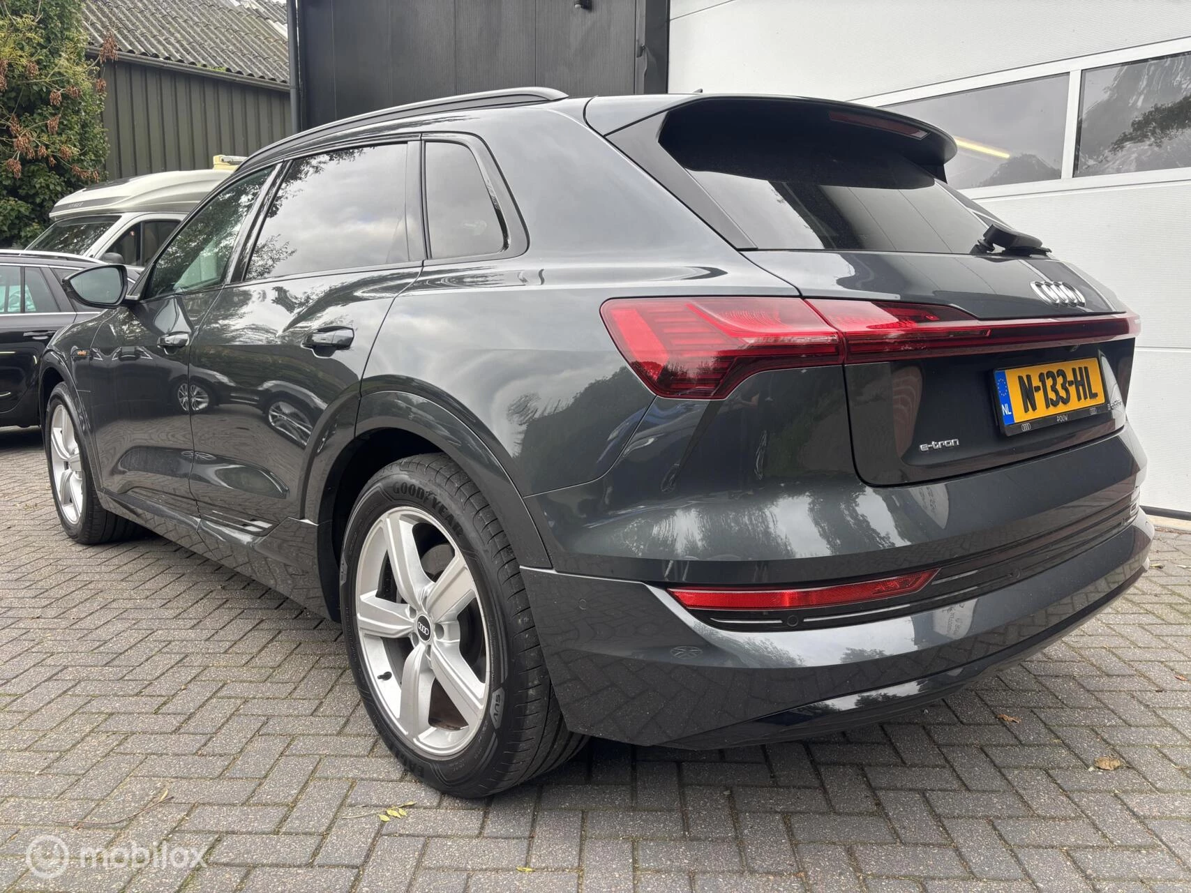 Hoofdafbeelding Audi e-tron