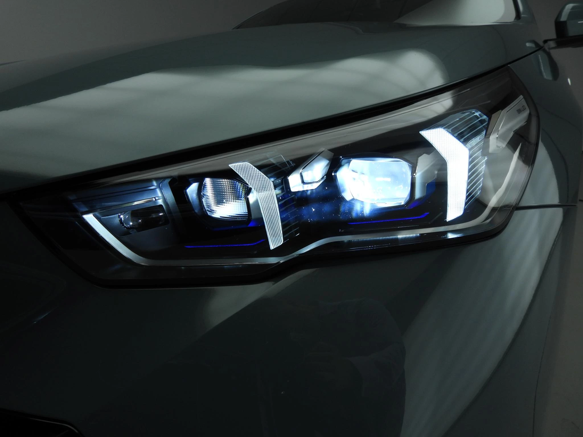 Hoofdafbeelding BMW i5