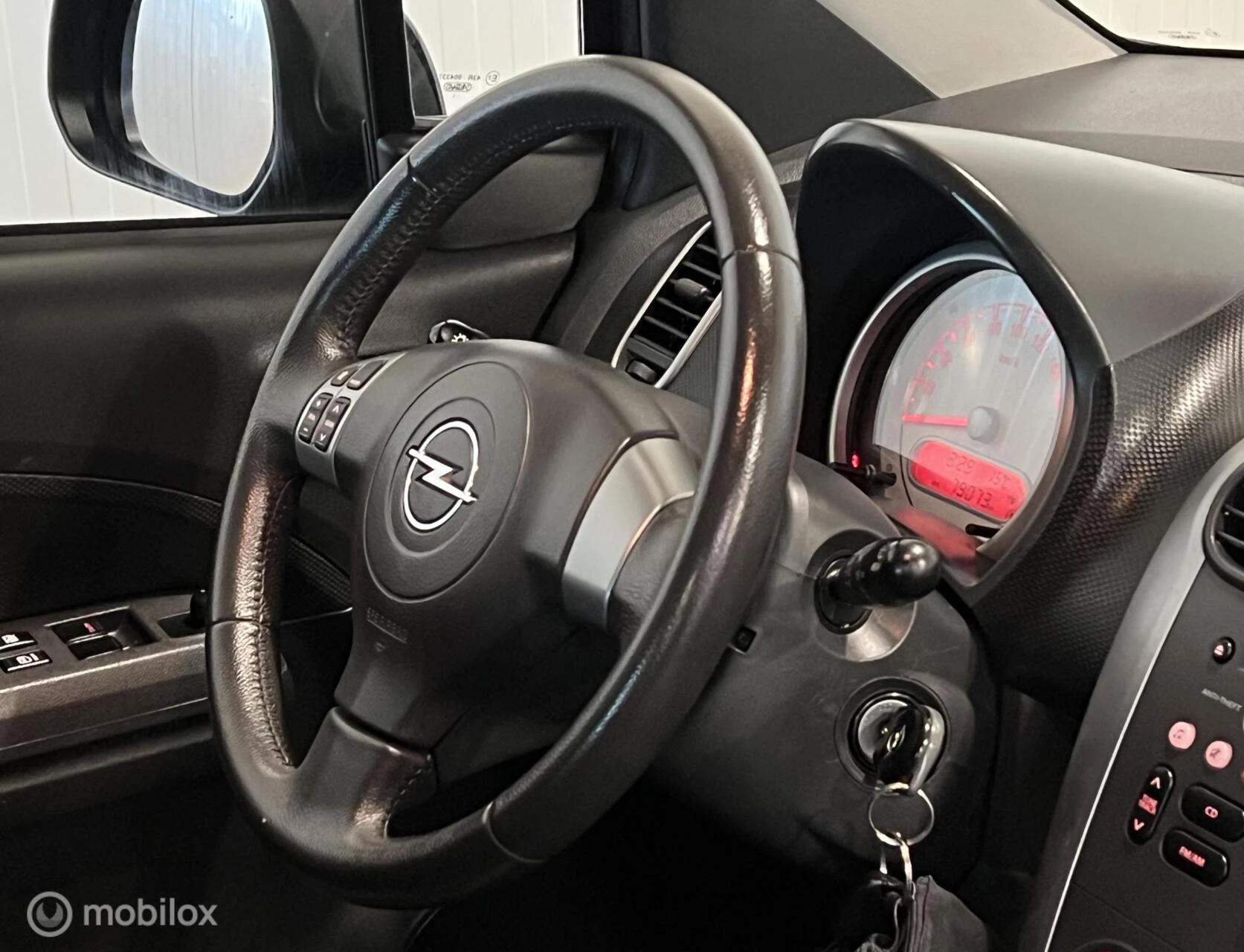 Hoofdafbeelding Opel Agila