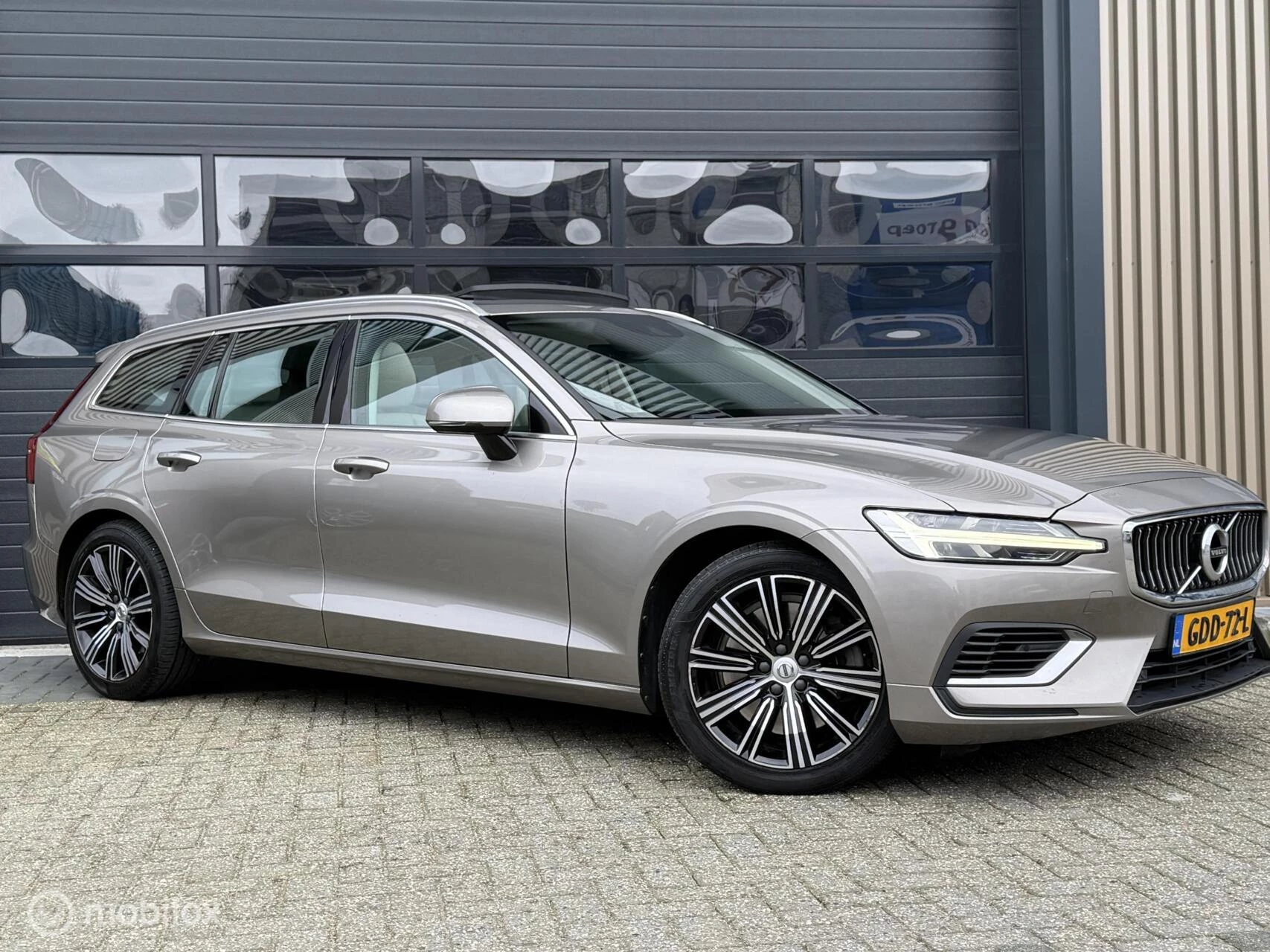 Hoofdafbeelding Volvo V60