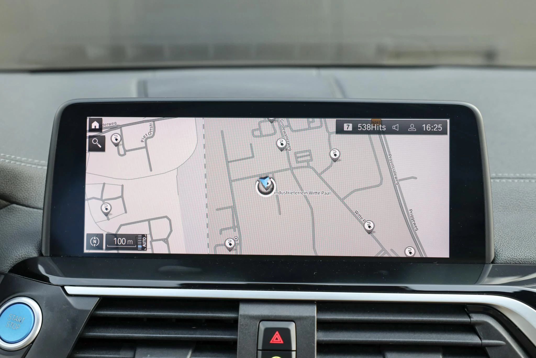 Hoofdafbeelding BMW iX3