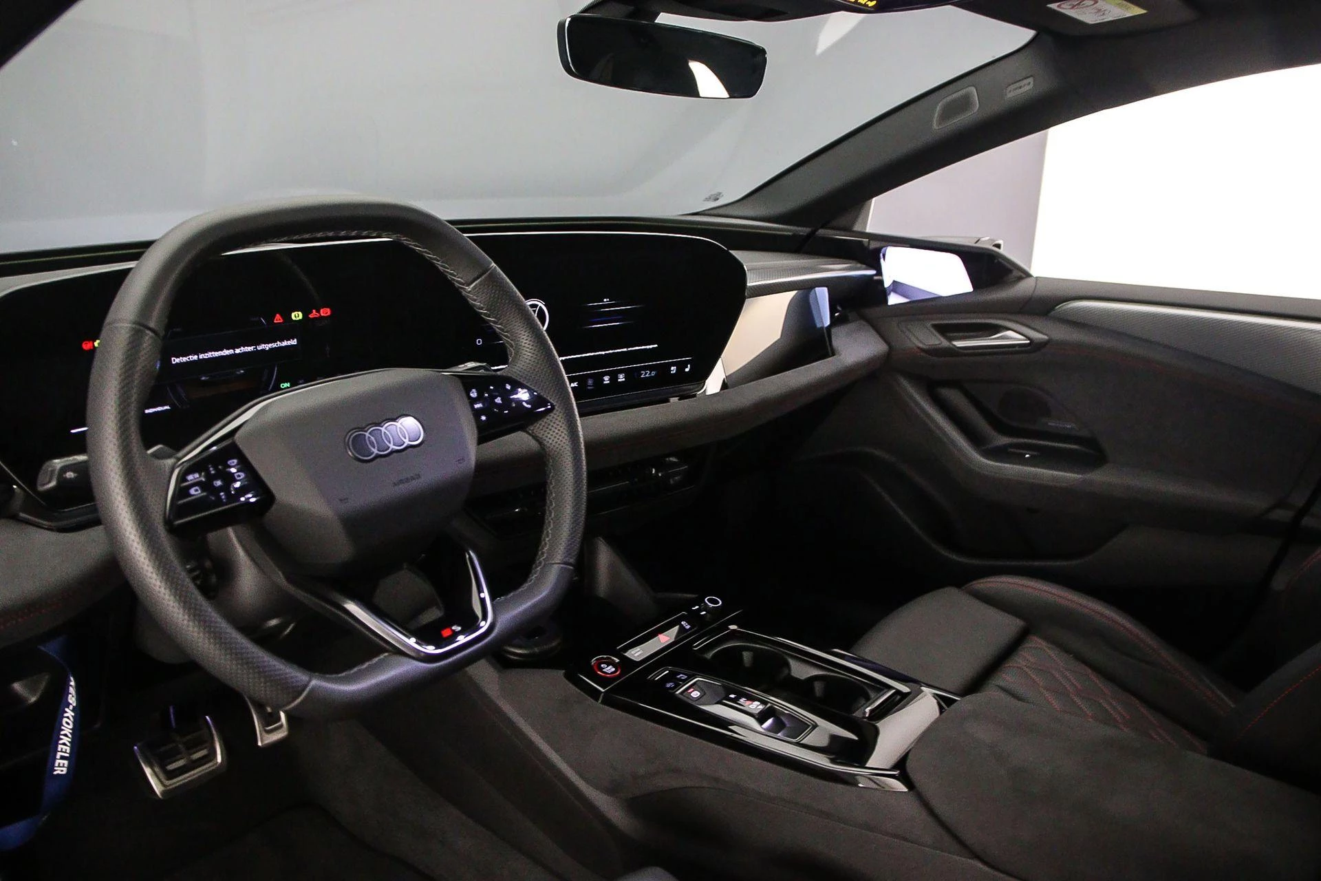 Hoofdafbeelding Audi A6 Avant e-tron