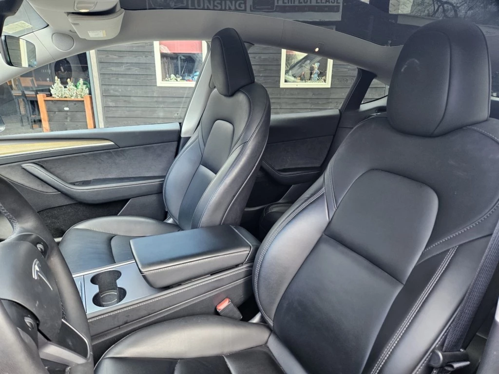 Hoofdafbeelding Tesla Model Y