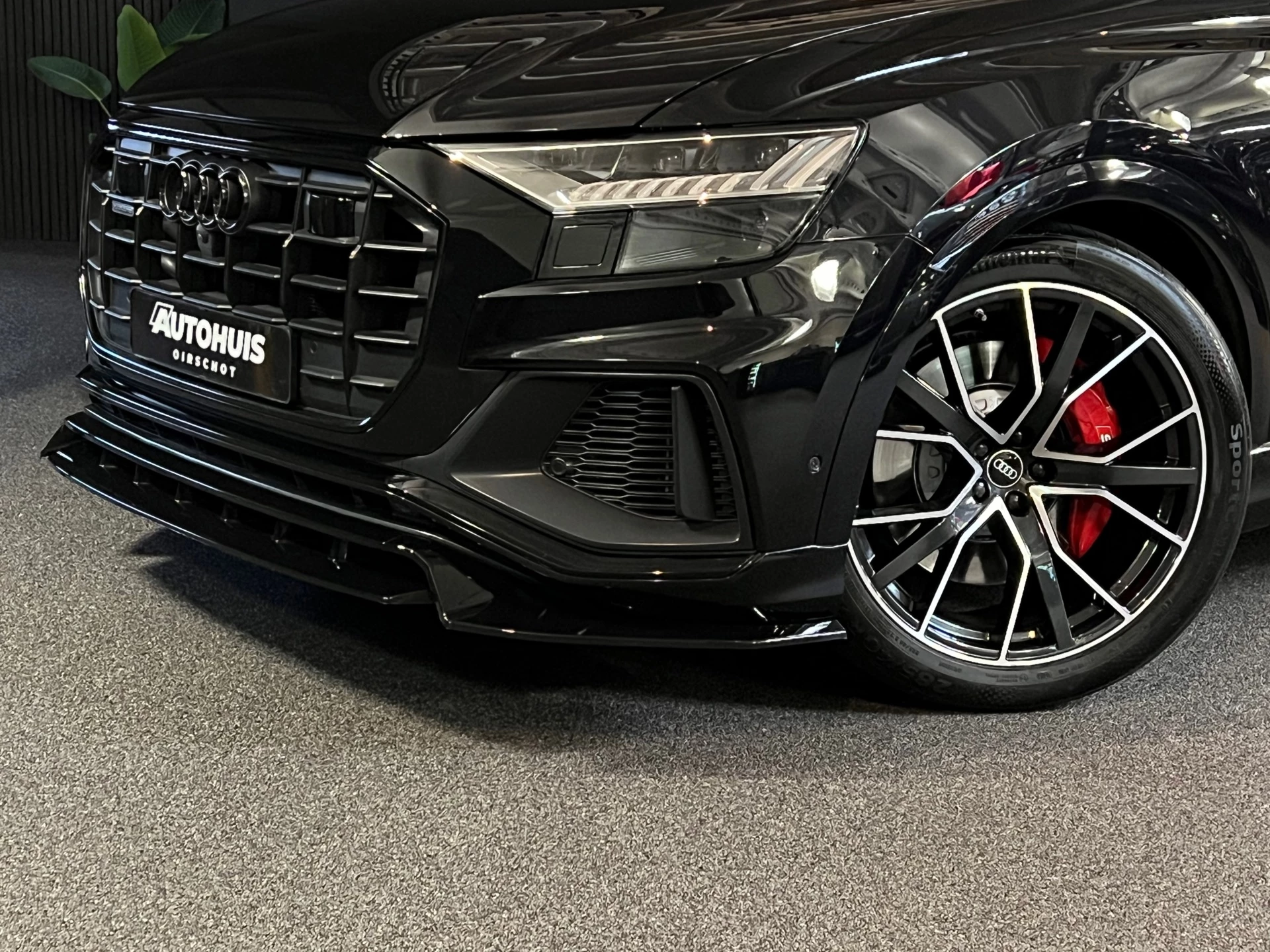 Hoofdafbeelding Audi Q8