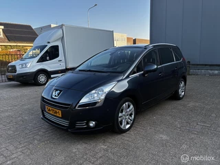 Peugeot 5008 2.0 HDiF Blue Lease Executive 7p. Navi Clima
