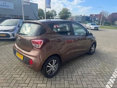 Hoofdafbeelding Hyundai i10