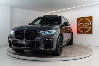 BMW X5 xDrive45e High Executive M-Sport 399PK | Dravit | Crystal | Pano | Sfeer | HK | Trekhaak | VOL! 24 MND Garantie