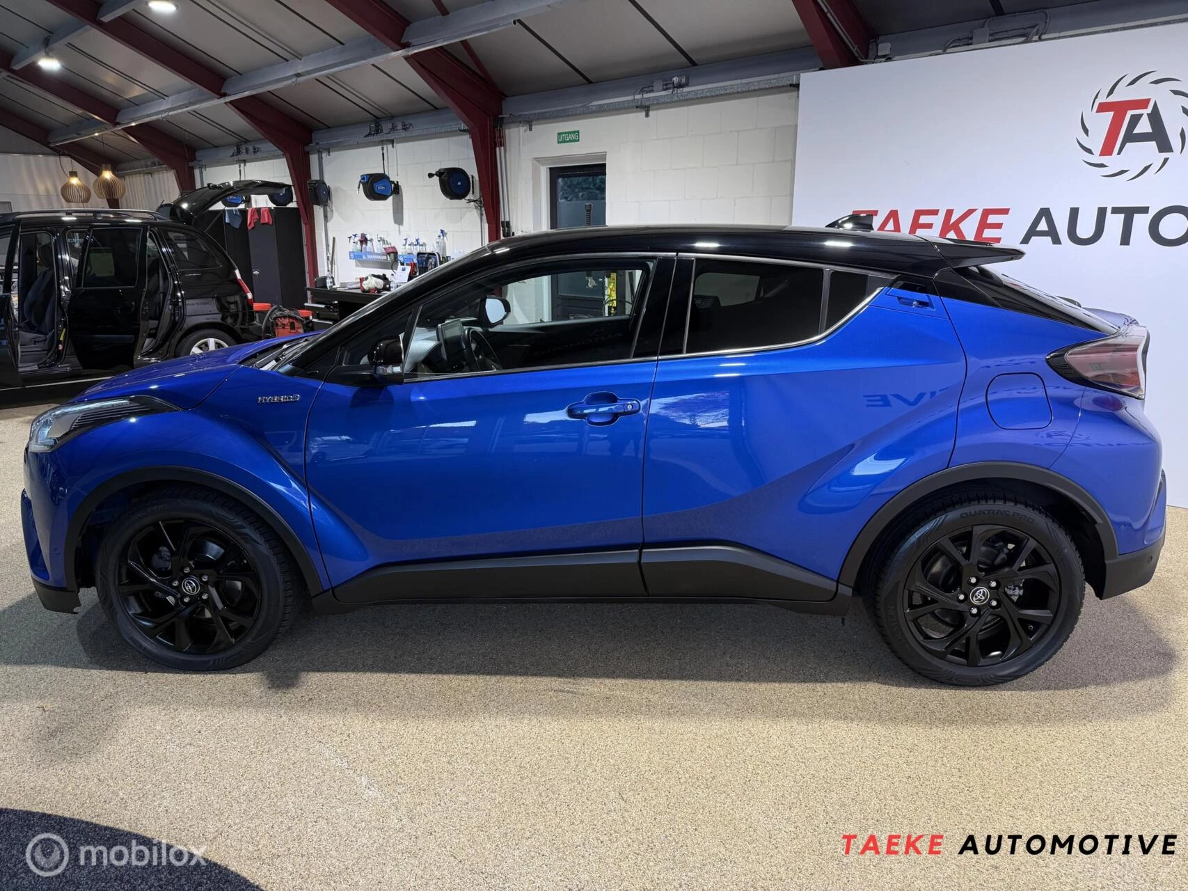 Hoofdafbeelding Toyota C-HR