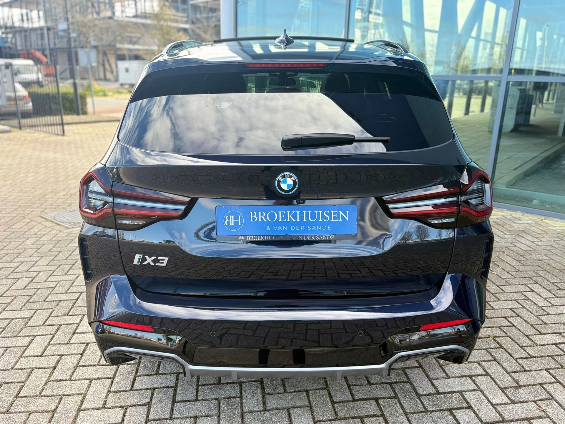 Hoofdafbeelding BMW iX3