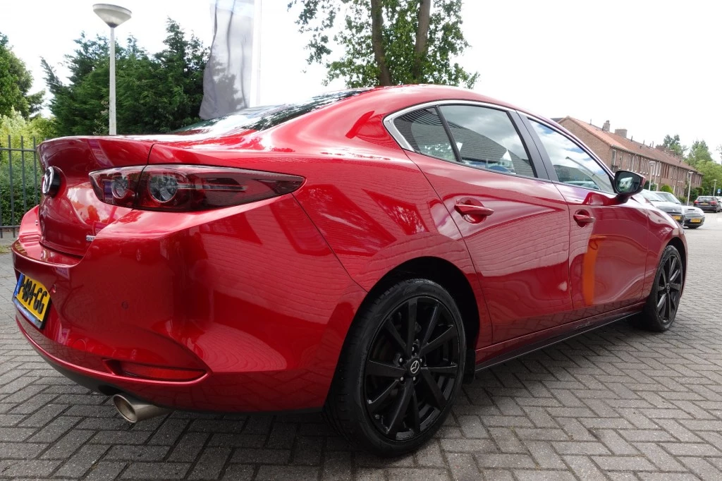 Hoofdafbeelding Mazda 3