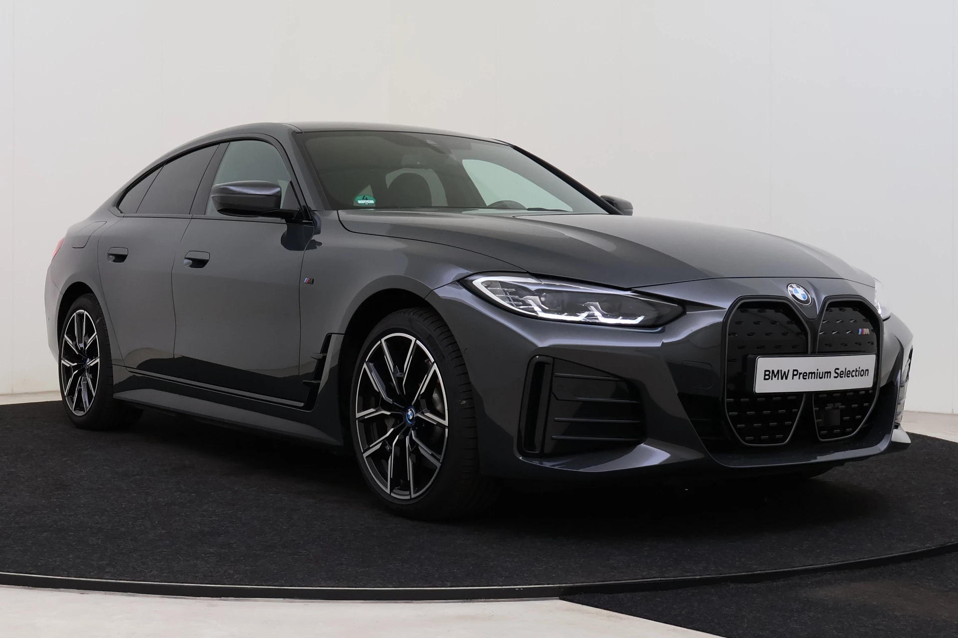 Hoofdafbeelding BMW i4