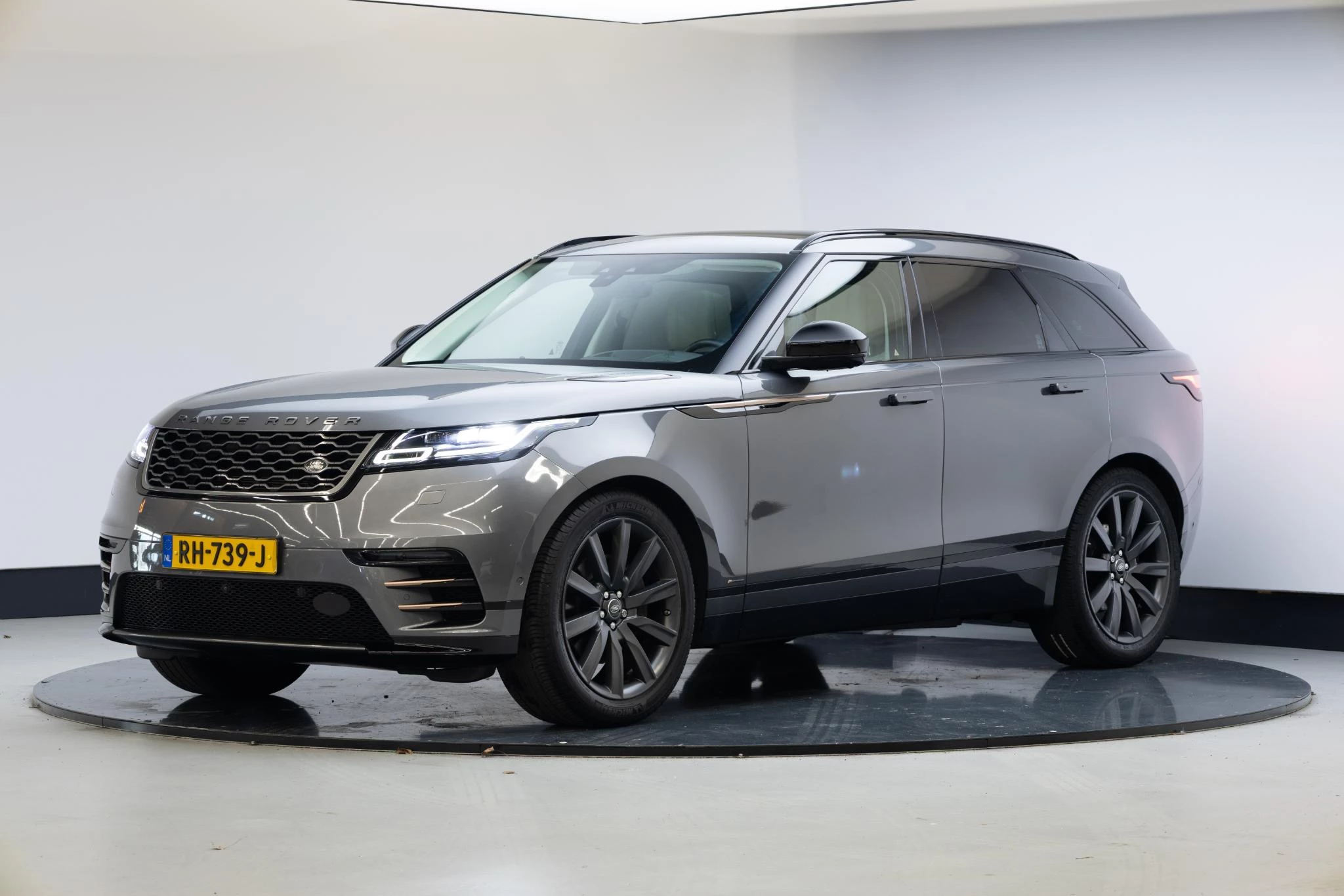 Hoofdafbeelding Land Rover Range Rover Velar