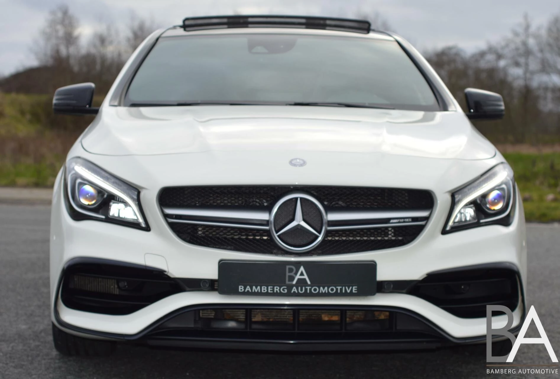 Hoofdafbeelding Mercedes-Benz CLA