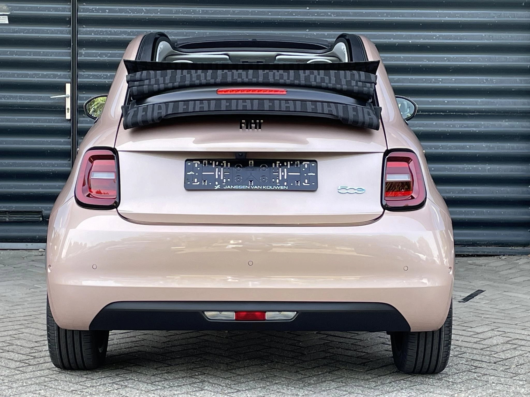 Hoofdafbeelding Fiat 500C