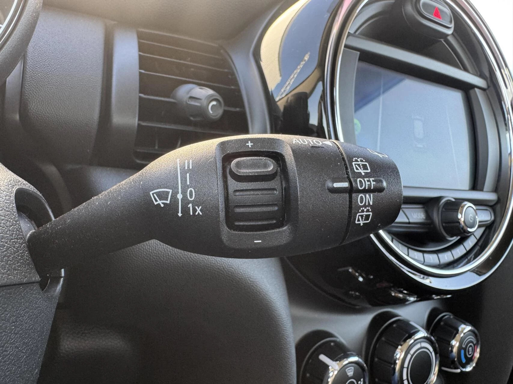 Hoofdafbeelding MINI One