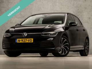 Volkswagen Golf 1.0 TSI Sport (APPLE CARPLAY, GROOT NAVI, MEMORY SEATS, ALCANTARA, CAMERA, SPORTSTOELEN, KEYLESS, LM VELGEN, LED KOPLAMPEN, NIEUWSTAAT)