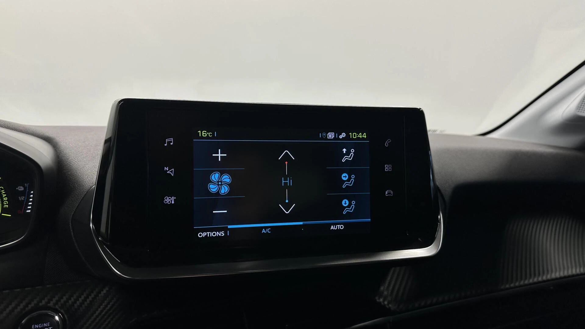 Hoofdafbeelding Peugeot e-208