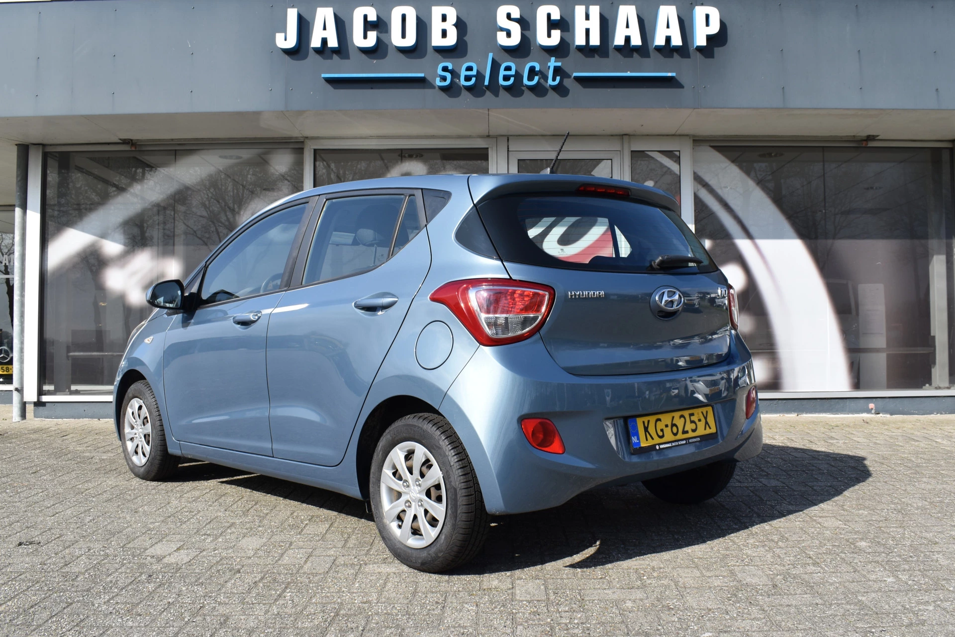 Hoofdafbeelding Hyundai i10