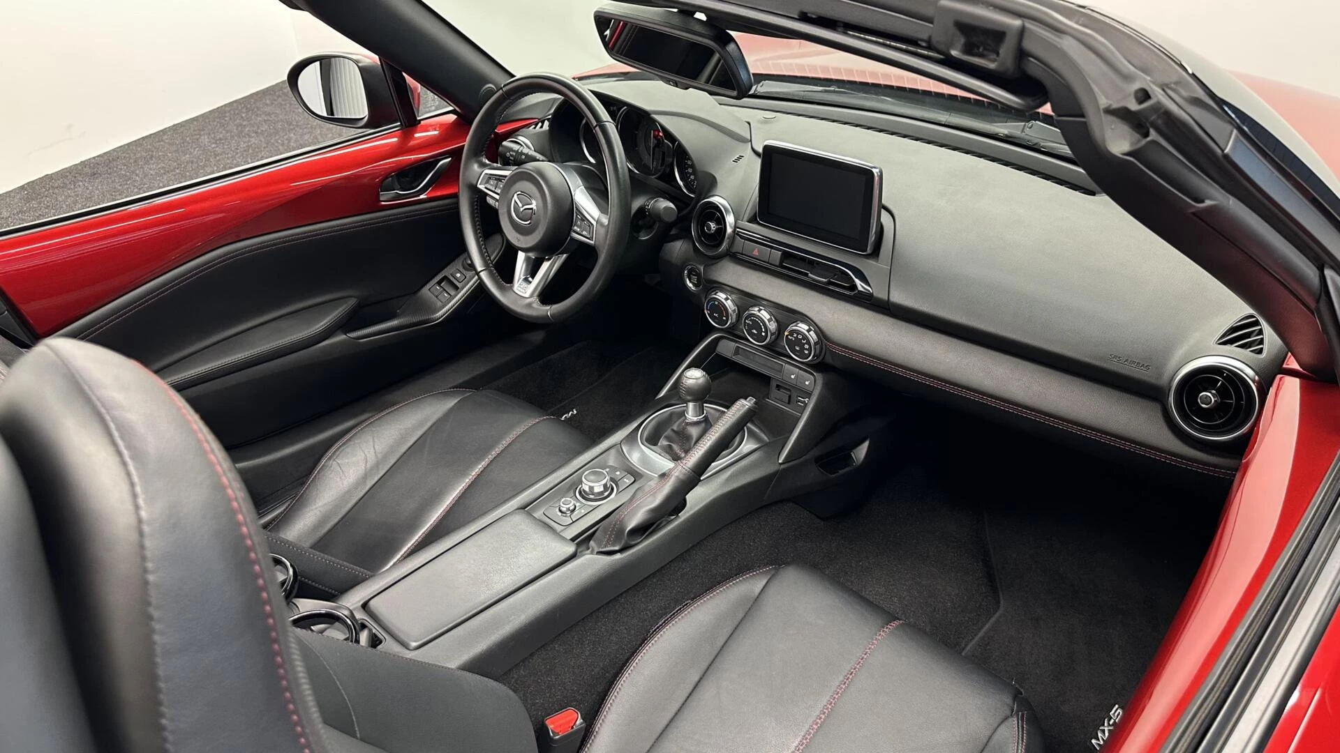 Hoofdafbeelding Mazda MX-5
