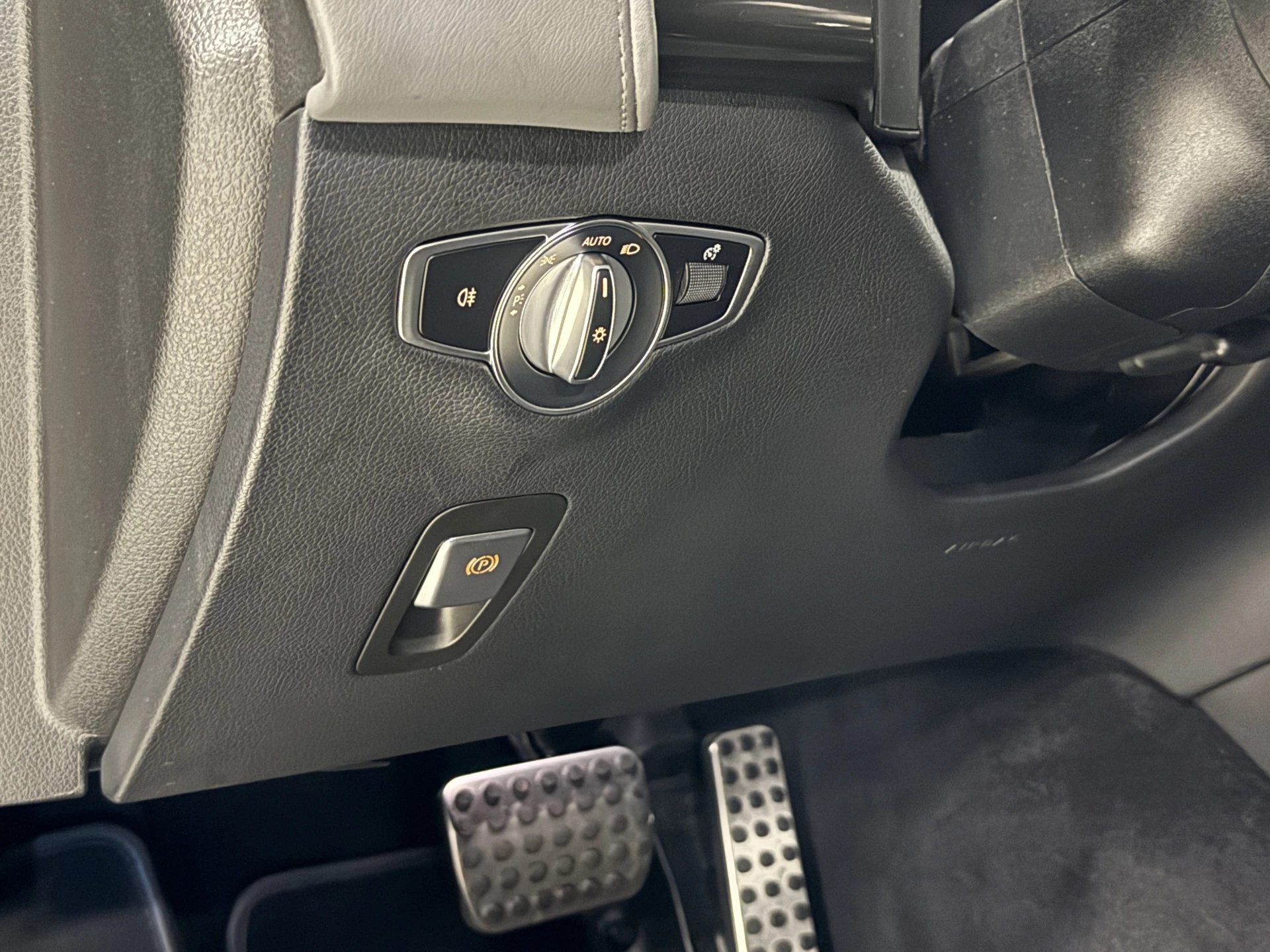Hoofdafbeelding Mercedes-Benz EQC