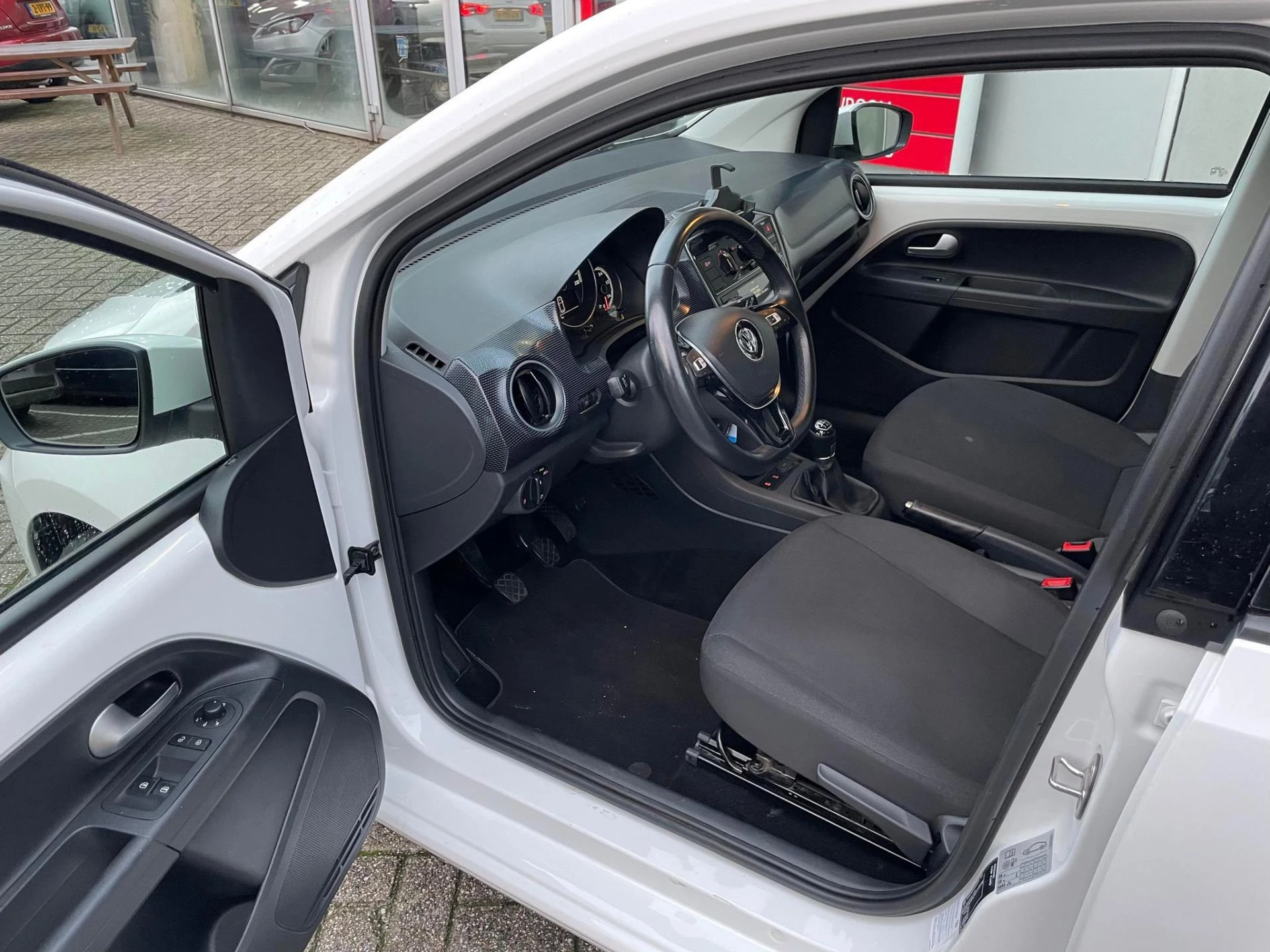 Hoofdafbeelding Volkswagen up!