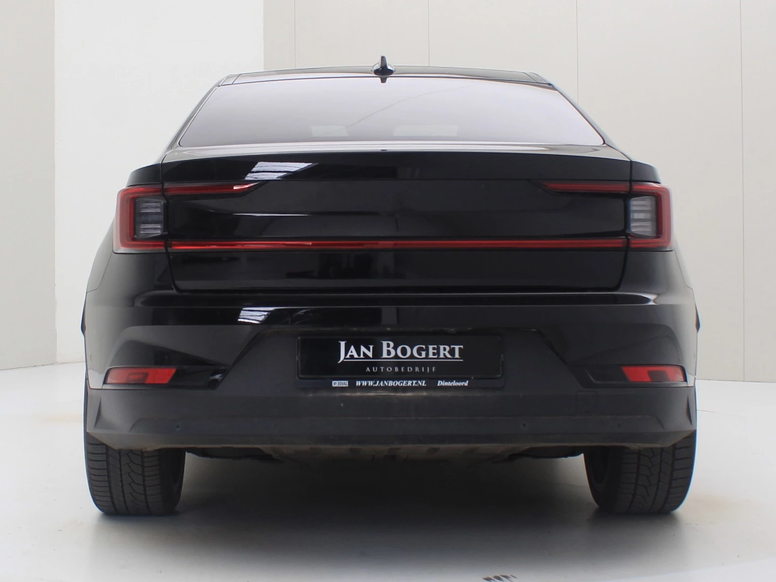 Hoofdafbeelding Polestar 2