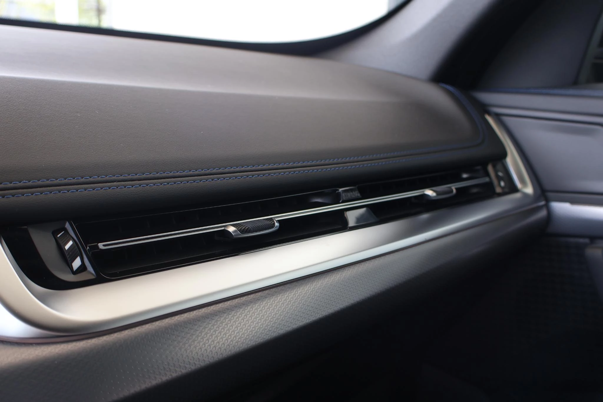 Hoofdafbeelding BMW iX1