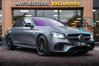 Hoofdafbeelding Mercedes-Benz E-Klasse Mercedes-Benz E-Klasse AMG 63 4MATIC Mercedes-Benz E-Klasse 63 AMG 4Matic Schuifdak HUD Stoelvent. 360camera Burmester Memory Stoelventil.