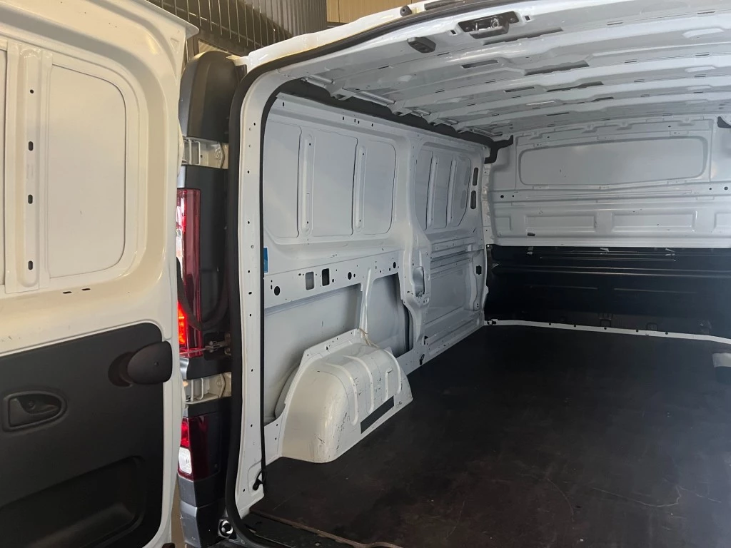 Hoofdafbeelding Nissan Primastar