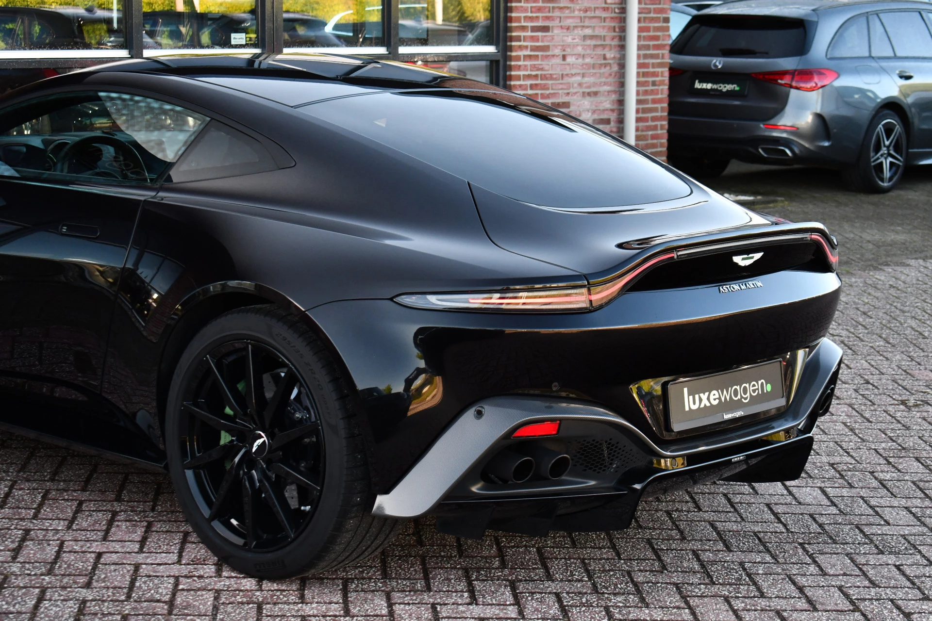 Hoofdafbeelding Aston Martin V8 Vantage