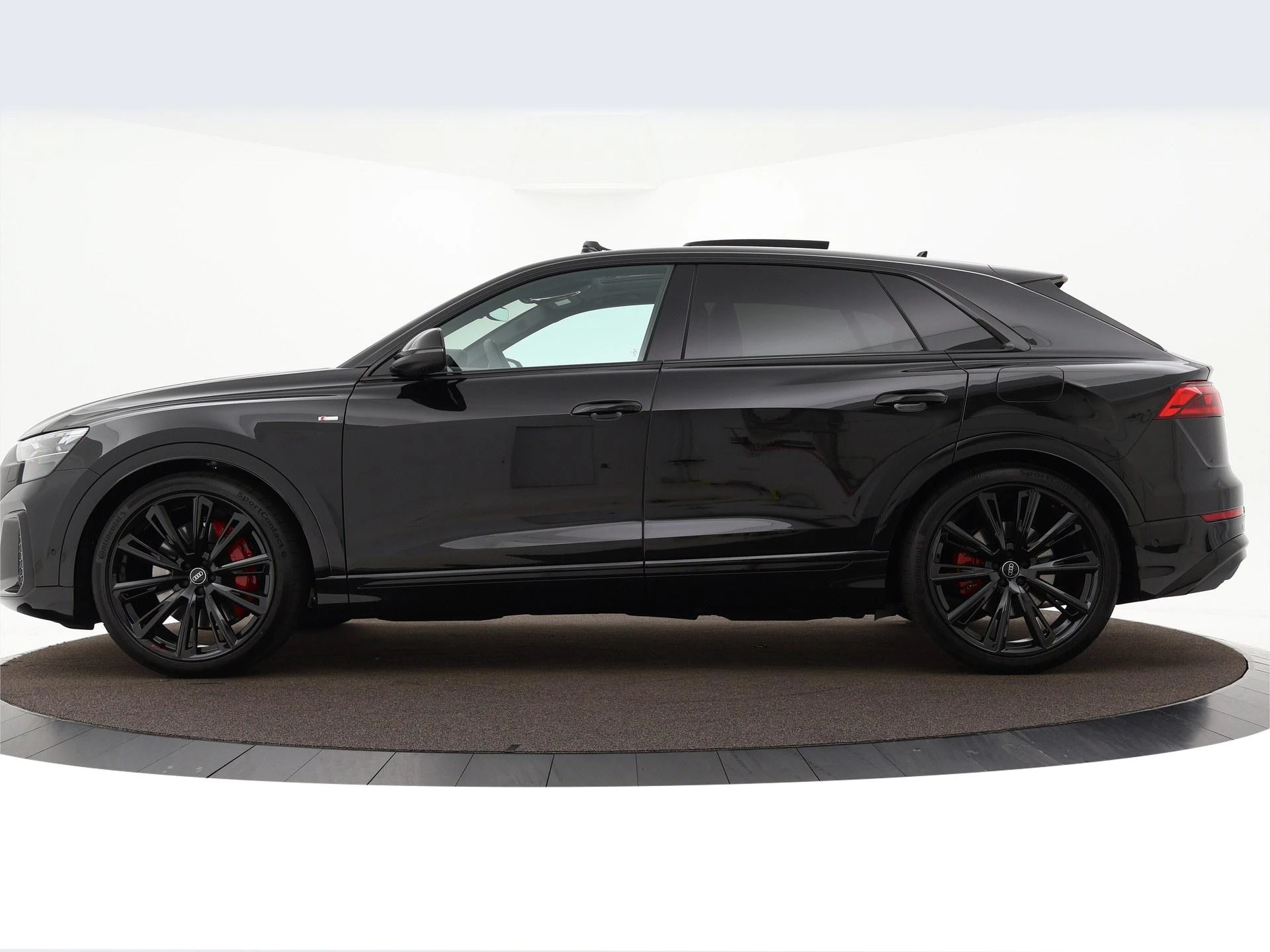 Hoofdafbeelding Audi Q8