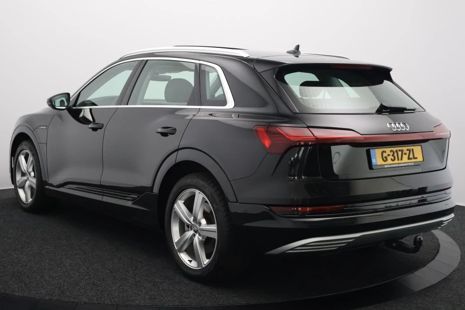 Hoofdafbeelding Audi e-tron