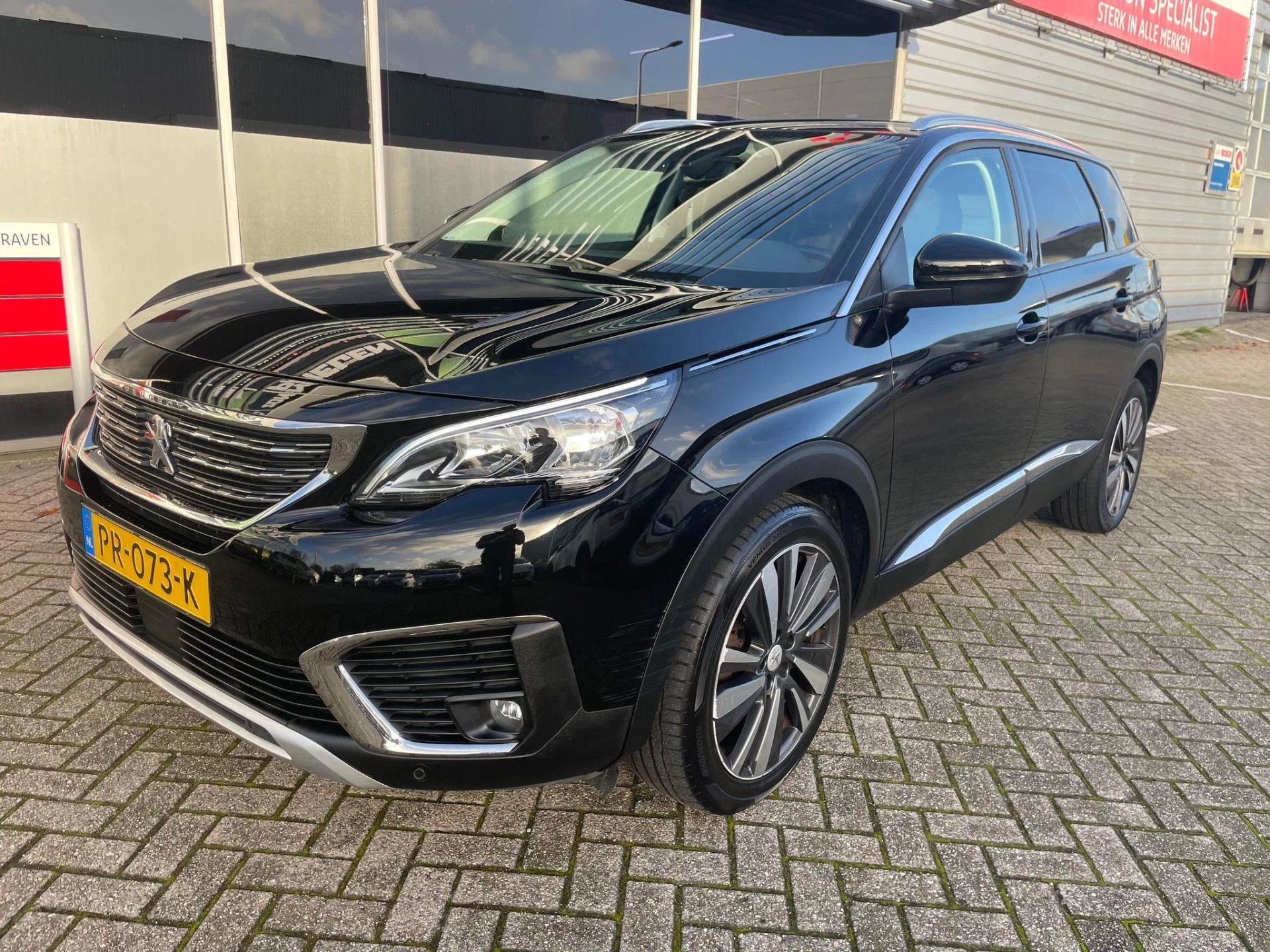 Hoofdafbeelding Peugeot 5008