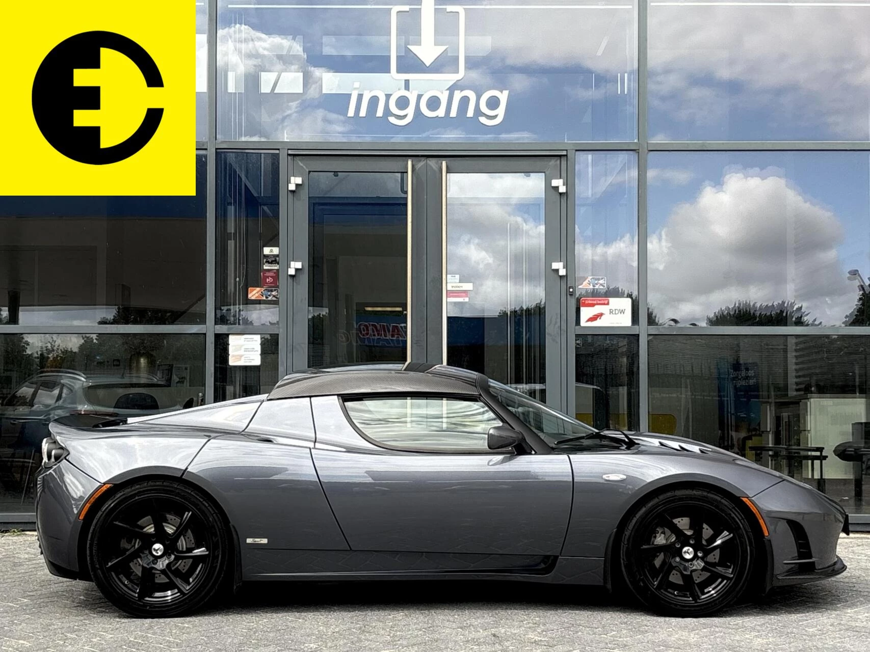 Hoofdafbeelding Tesla Roadster