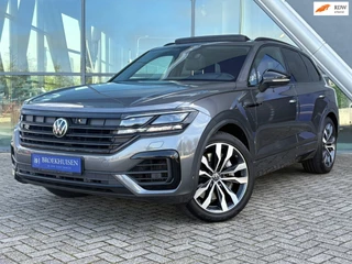 Volkswagen Touareg 3.0 TSi 4MOTION R 463pk Luchtvering / Trekhaak / Massage Stoelen