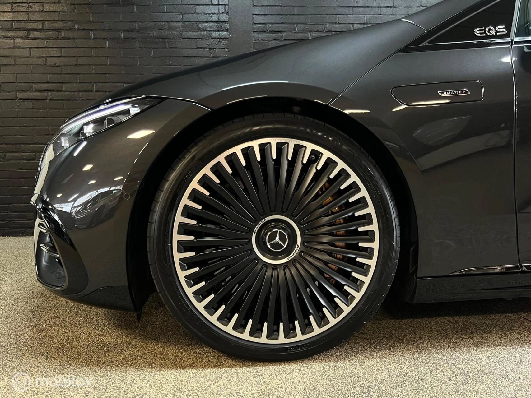 Hoofdafbeelding Mercedes-Benz EQS