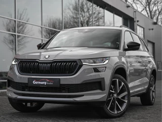 Hoofdafbeelding Škoda Kodiaq Škoda Kodiaq 2.0TDI 200PK 4x4 Sportline Business RS-Zetels Pano Crystal-LED 20-Inch Keyless Adapt.Demp