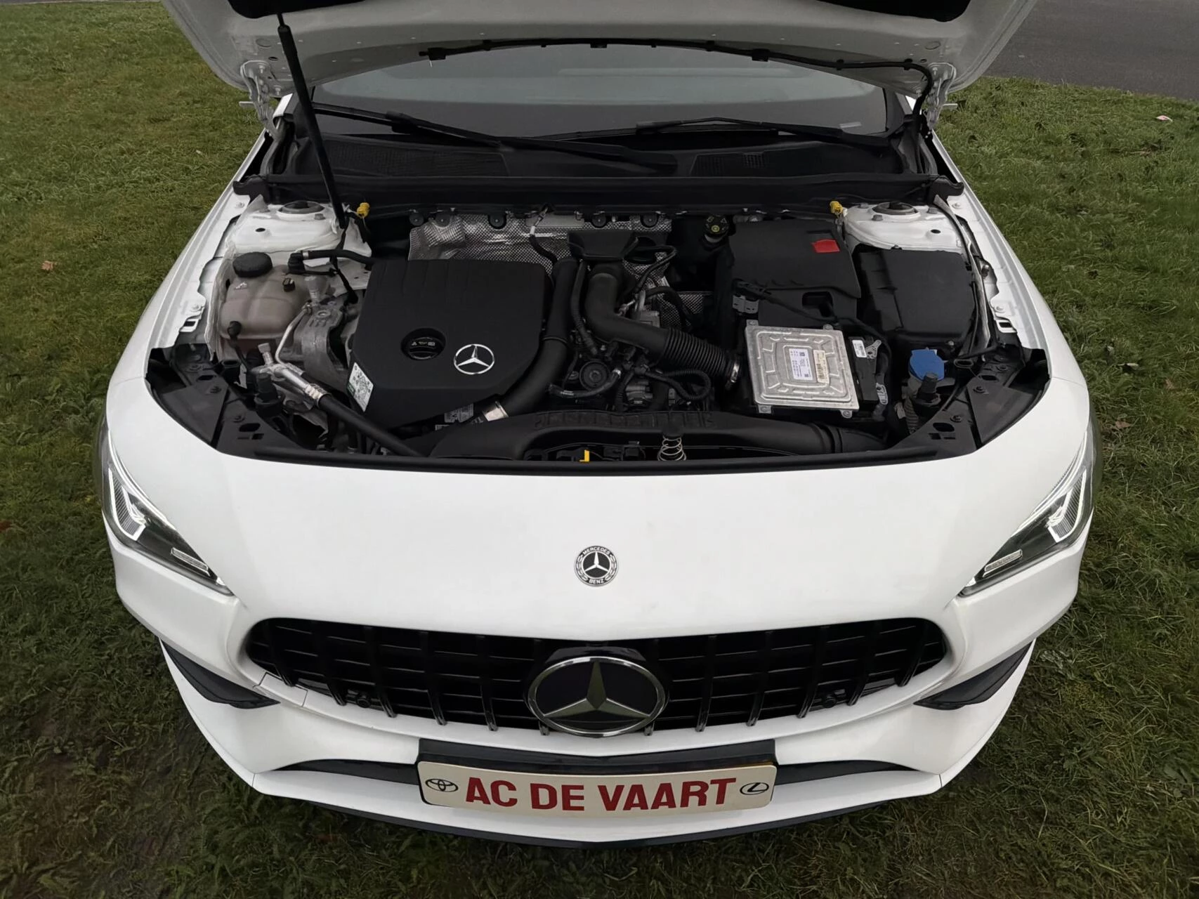 Hoofdafbeelding Mercedes-Benz CLA