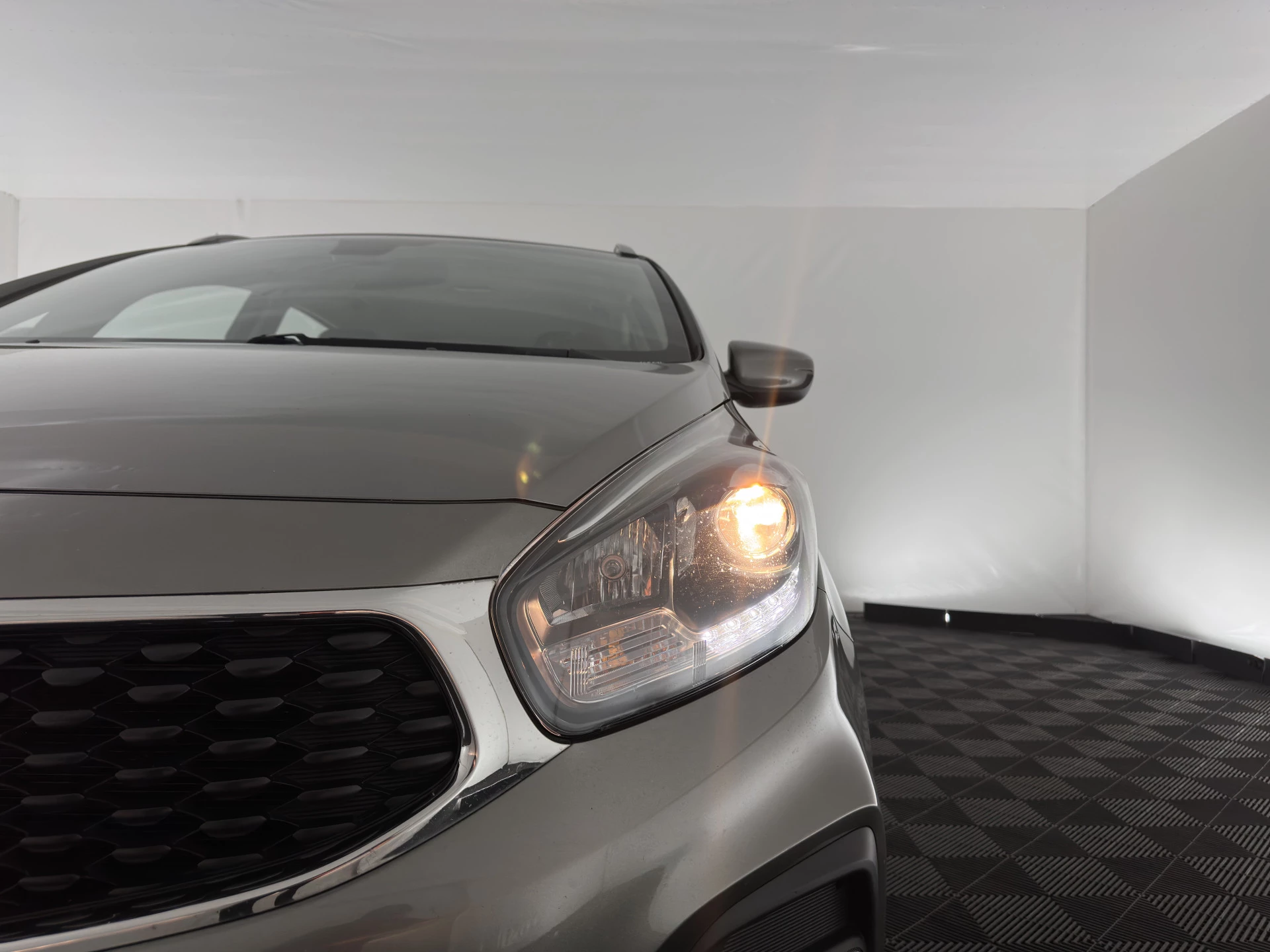 Hoofdafbeelding Kia Carens