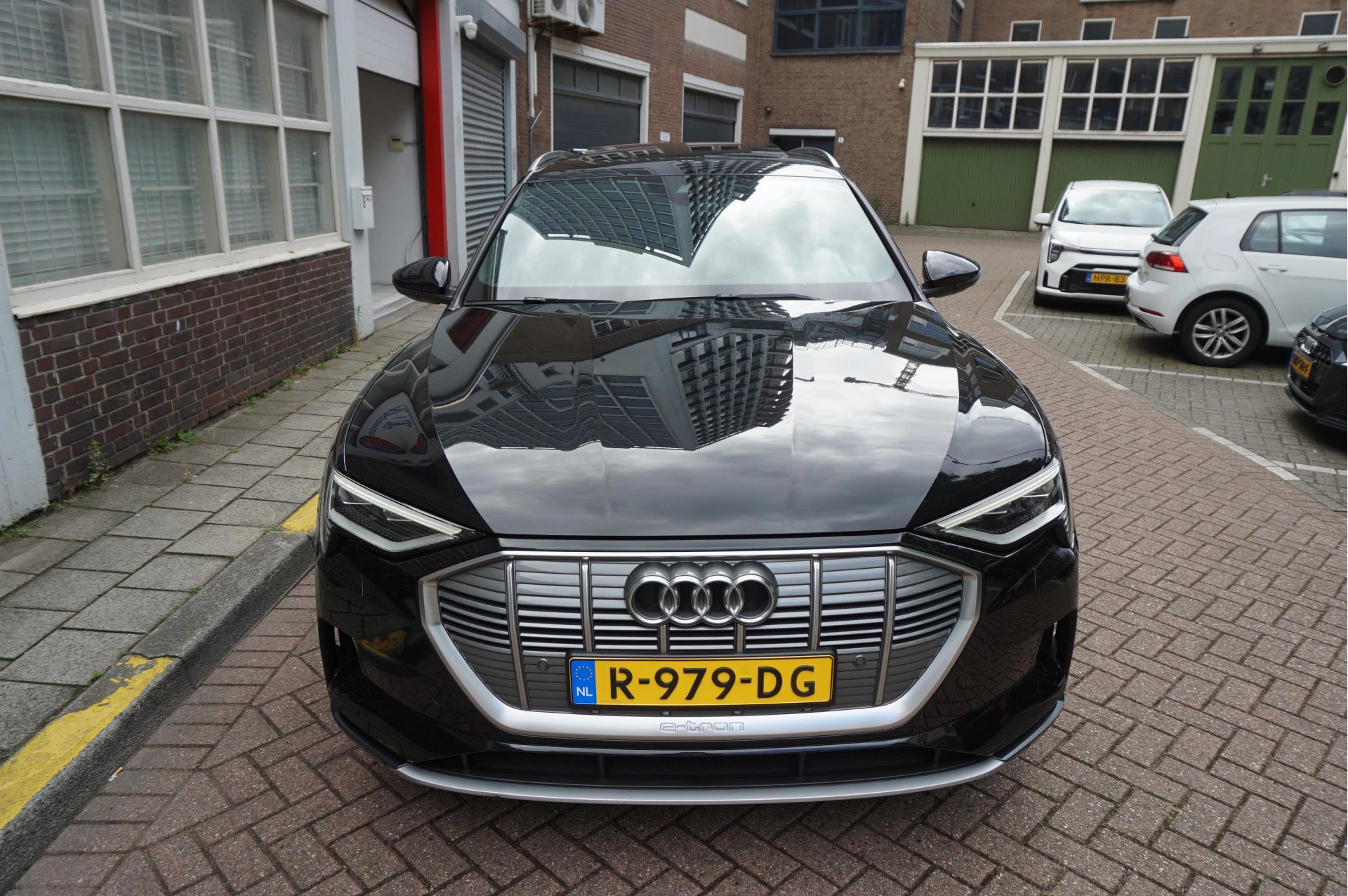 Hoofdafbeelding Audi e-tron