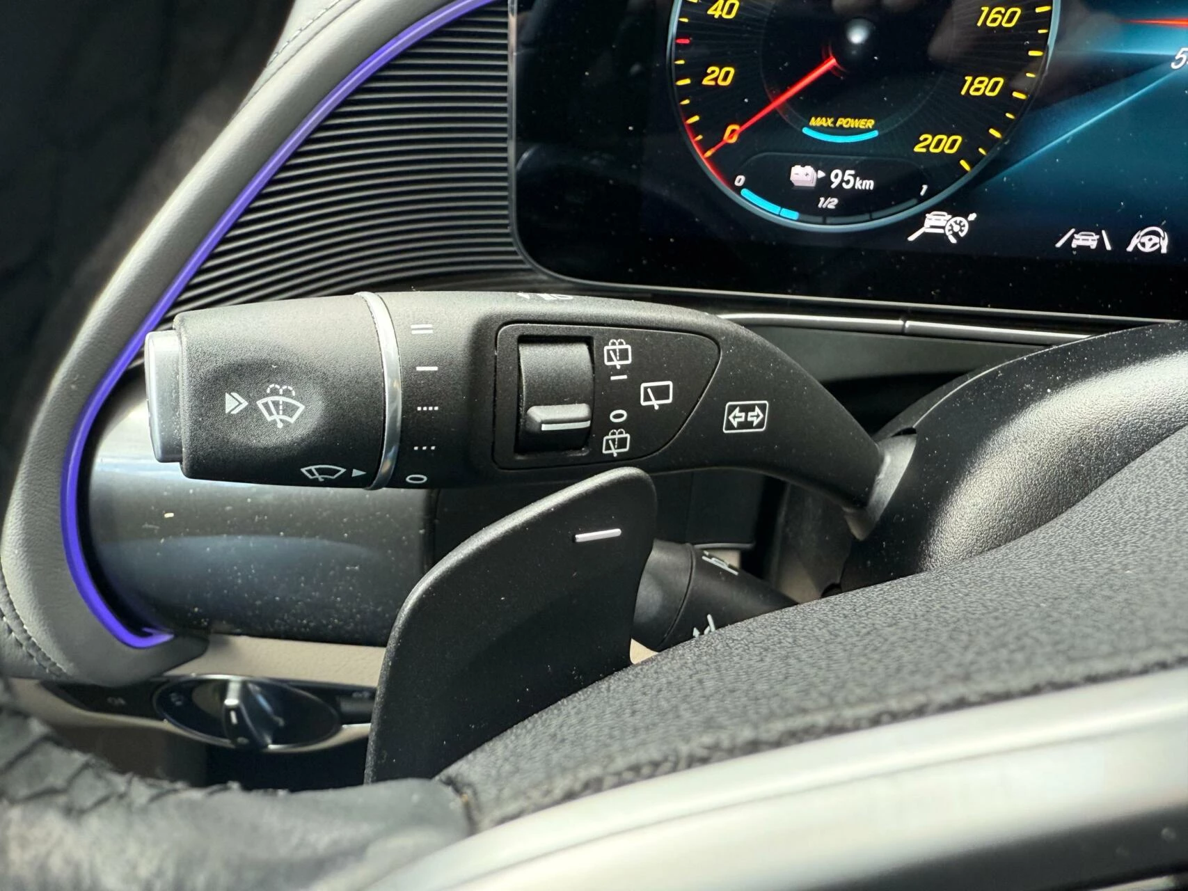 Hoofdafbeelding Mercedes-Benz EQC